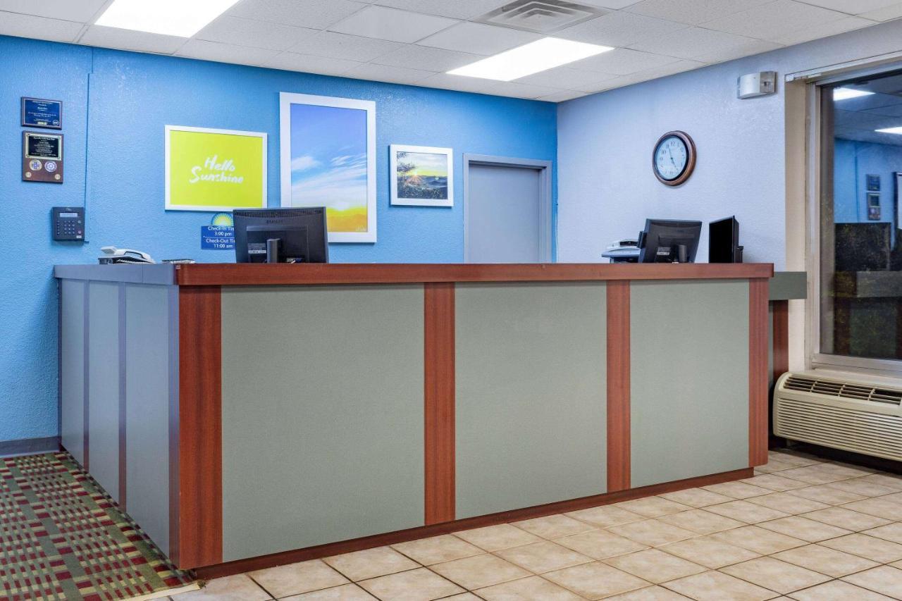 Days Inn By Wyndham קיימברידג' מראה חיצוני תמונה